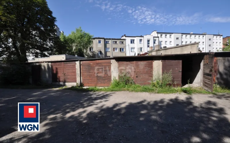 Garaż na  sprzedaż Radomsko - Garaż murowany sprzedam!